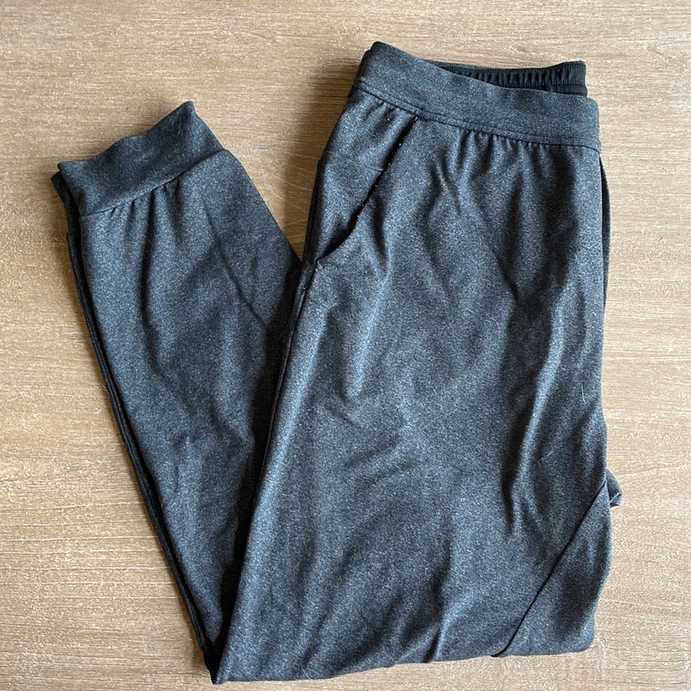 Lululemon joggers